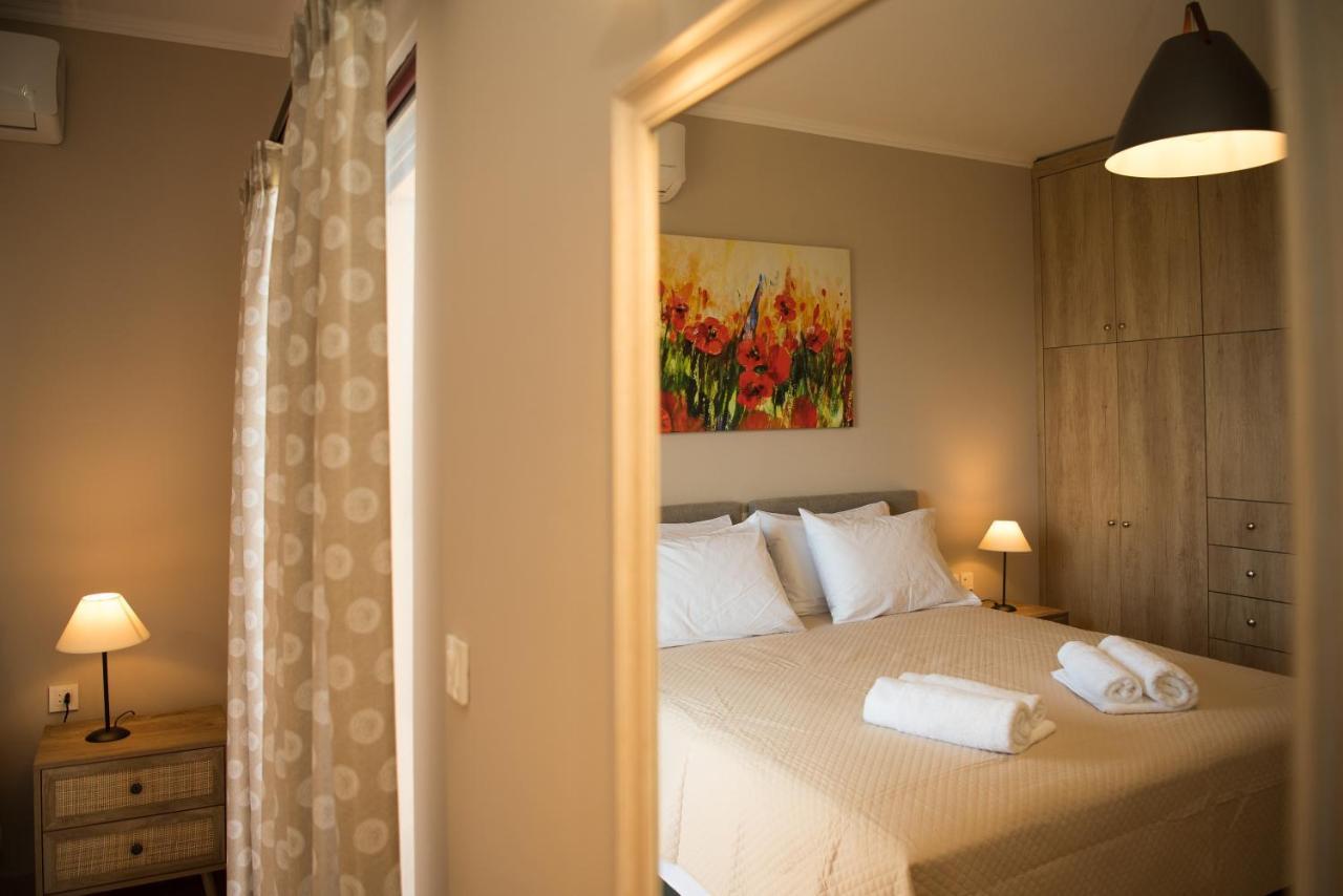 Akrotiri Sea View Suites Bagian luar foto