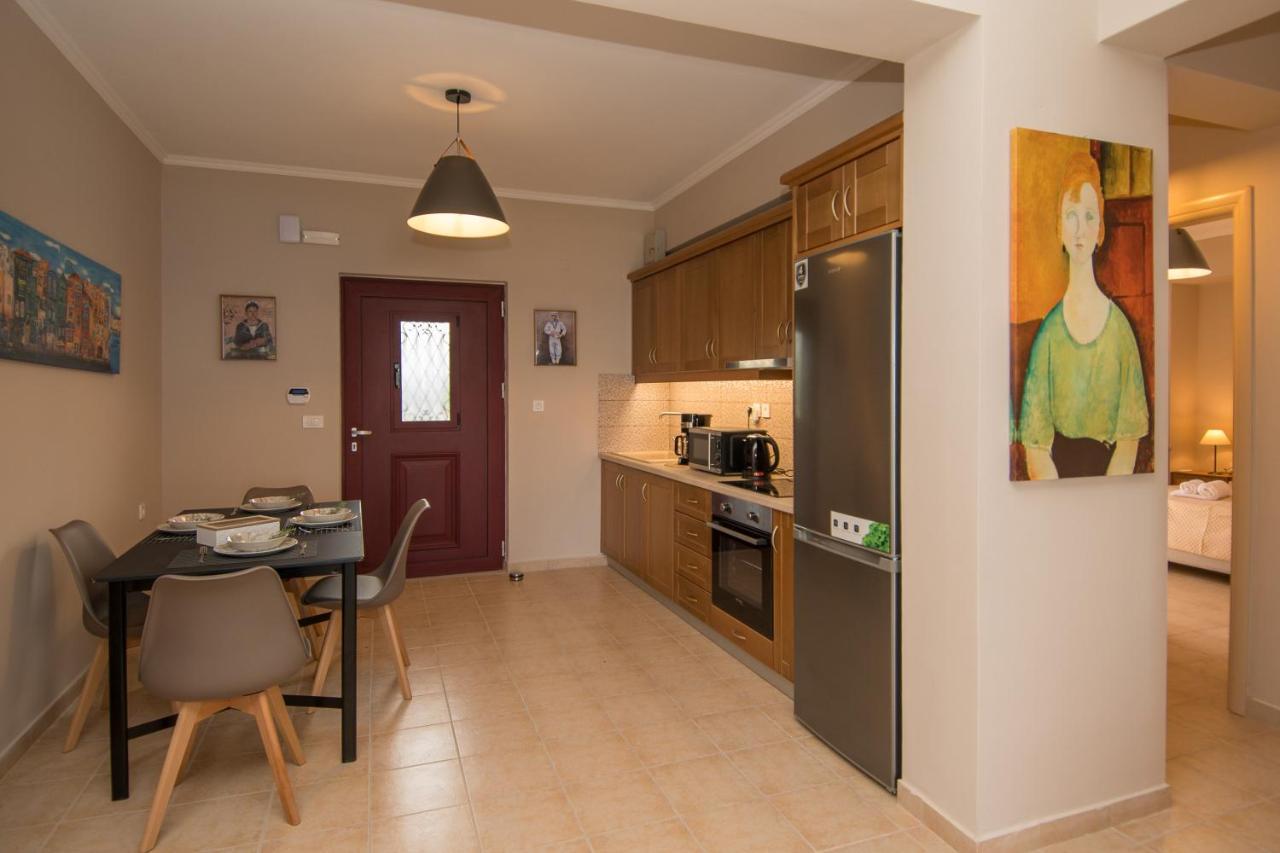 Akrotiri Sea View Suites Bagian luar foto