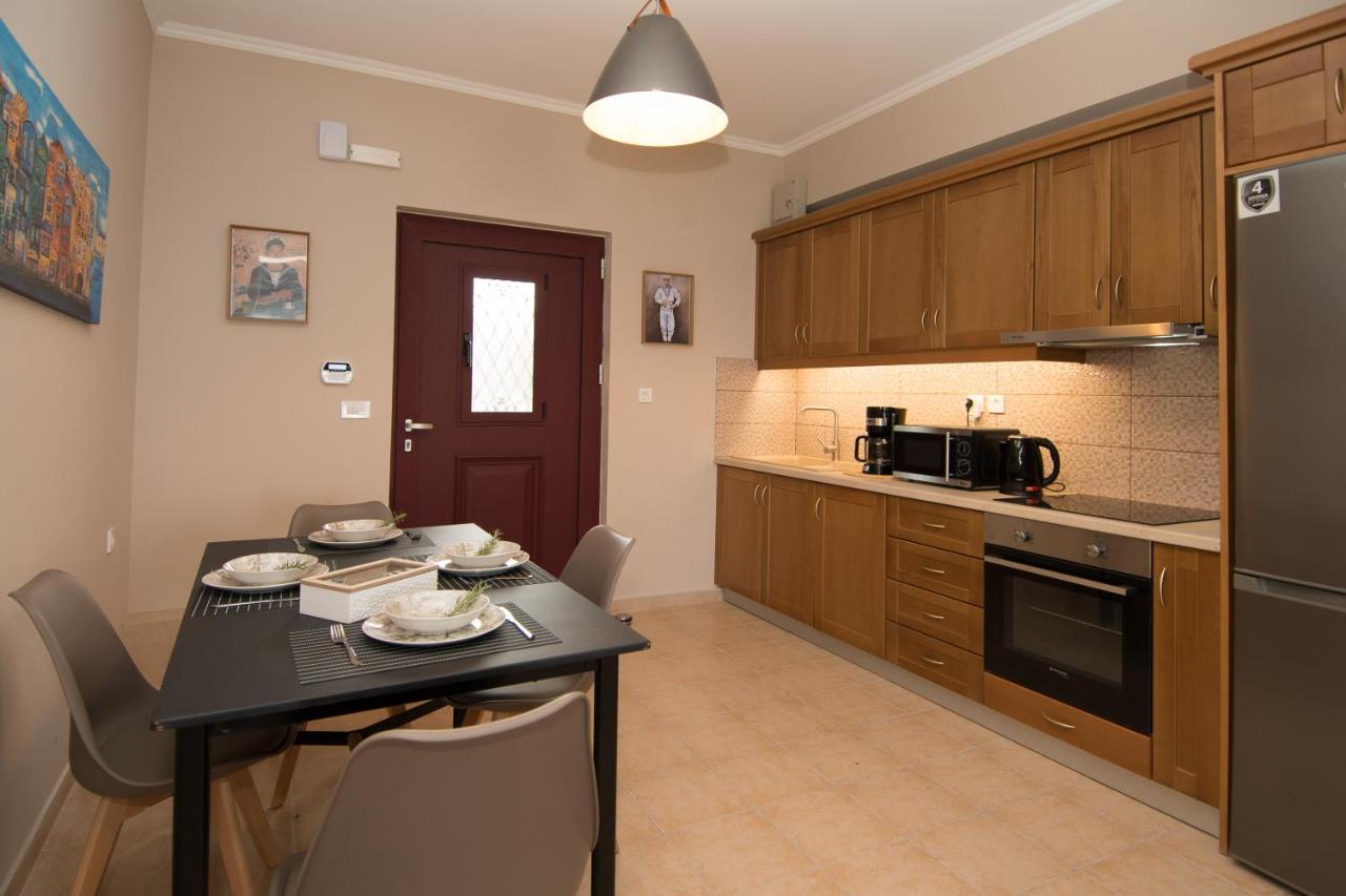 Akrotiri Sea View Suites Bagian luar foto