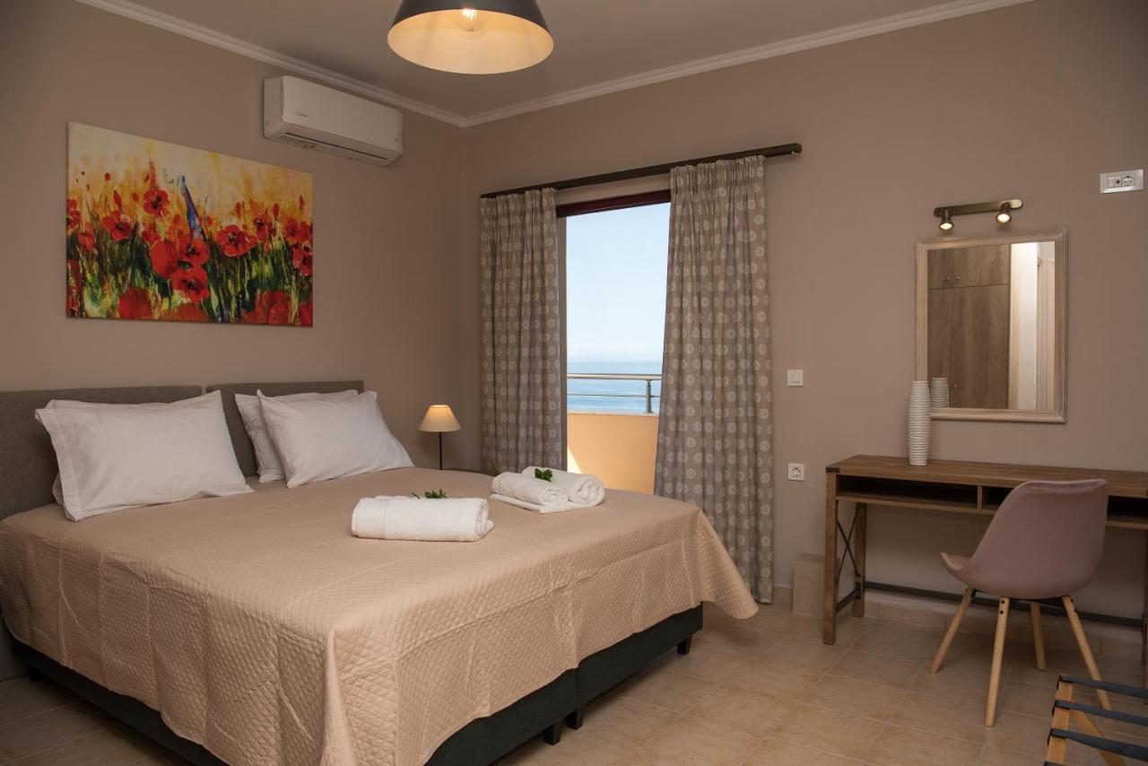 Akrotiri Sea View Suites Bagian luar foto