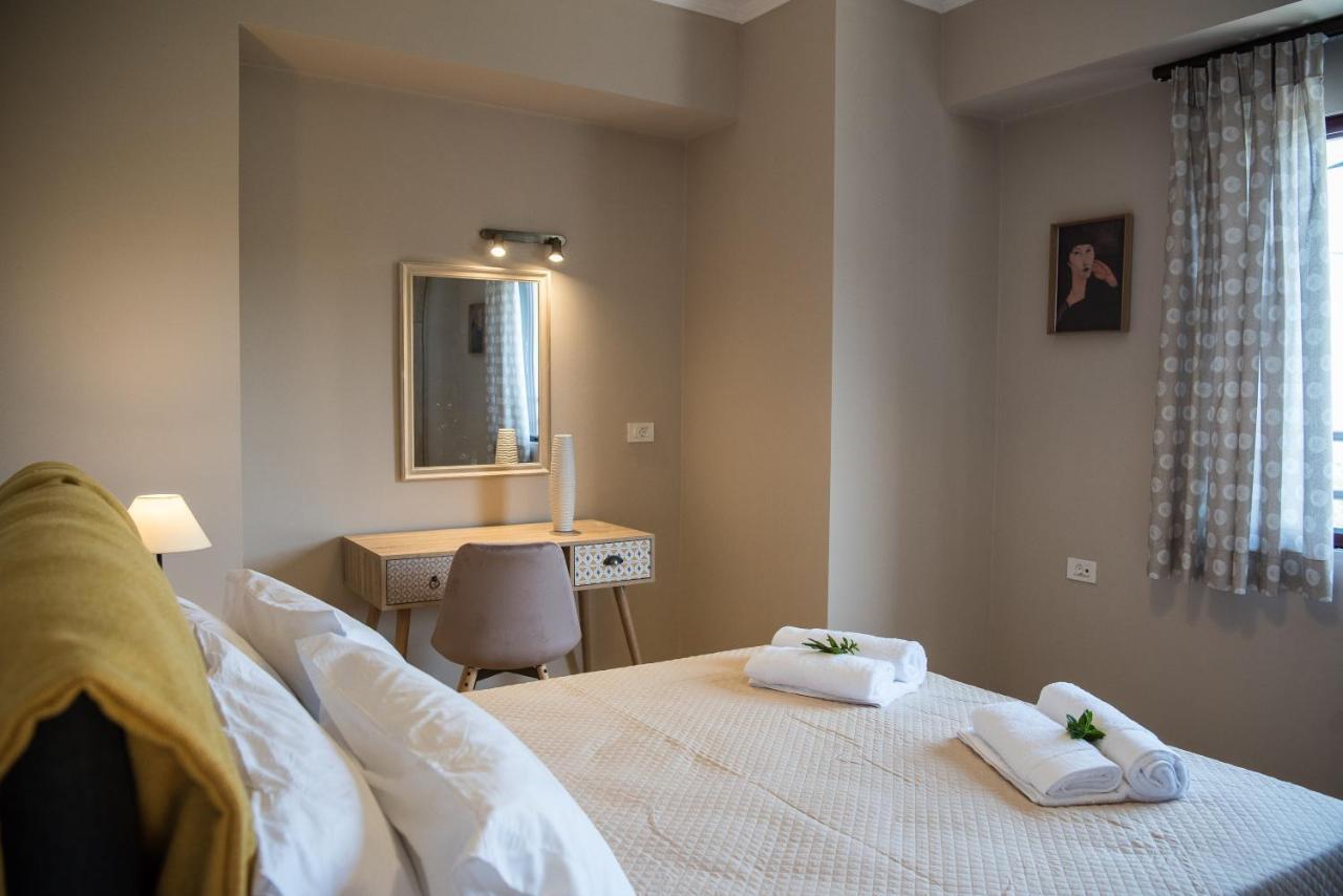 Akrotiri Sea View Suites Bagian luar foto